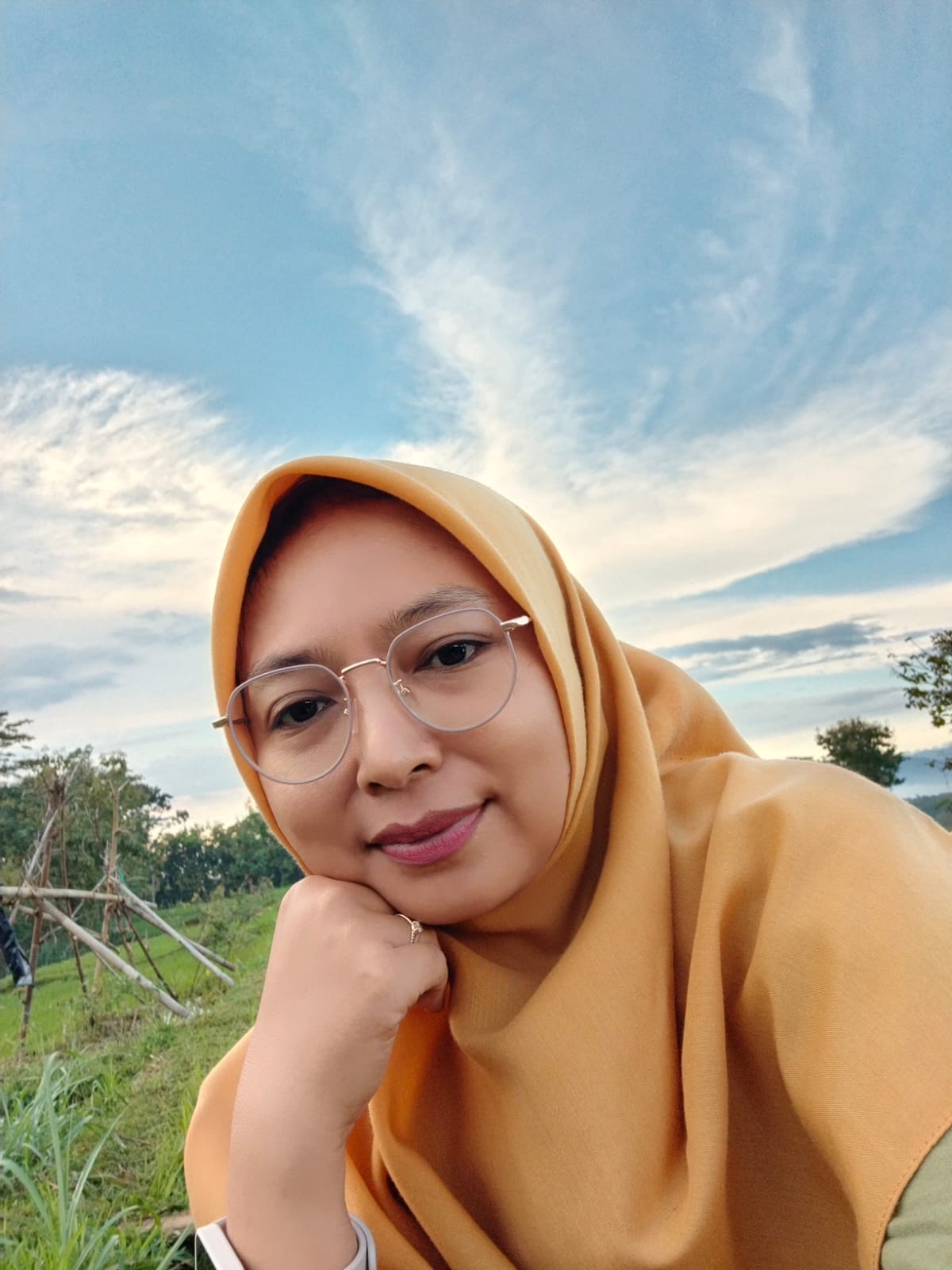 Nur Azizah Rohmawati, M.Pd